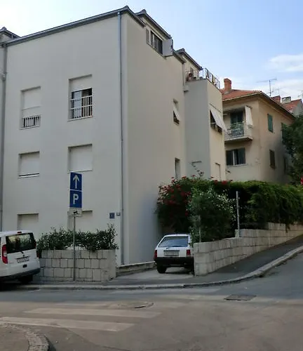 公寓 鲁泽奇公寓酒店 斯普利特